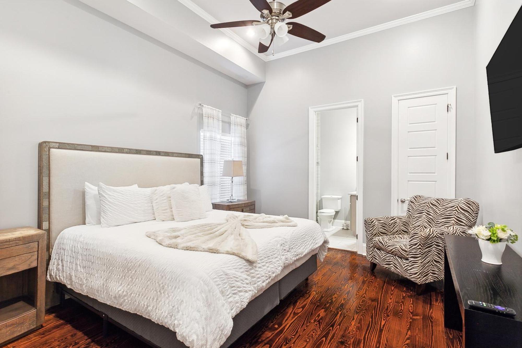 Amazing 3Bedroom Townhome, In Historic Dryade City New Orleans Exteriör bild